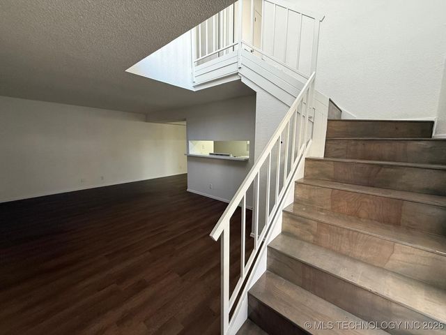 2218 E 66th Place 1101, Tulsa, OK 74136