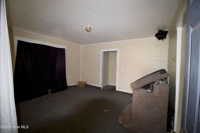 111 N Mccaskey Road, Williamston, NC 27892
