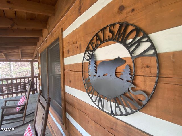 2601 Black Bear Lane, Sevierville, TN 37876