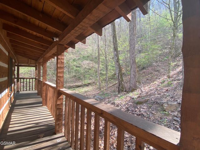 2601 Black Bear Lane, Sevierville, TN 37876