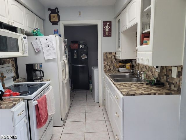 511 Wyoming RD, Lehigh Acres, FL 33936