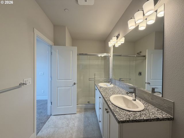 18404 Sw SUGARLOAF Ln, Beaverton, OR 97007