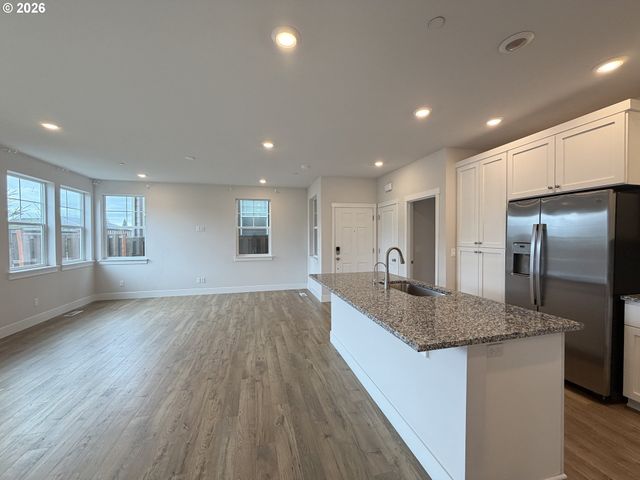 18404 Sw SUGARLOAF Ln, Beaverton, OR 97007