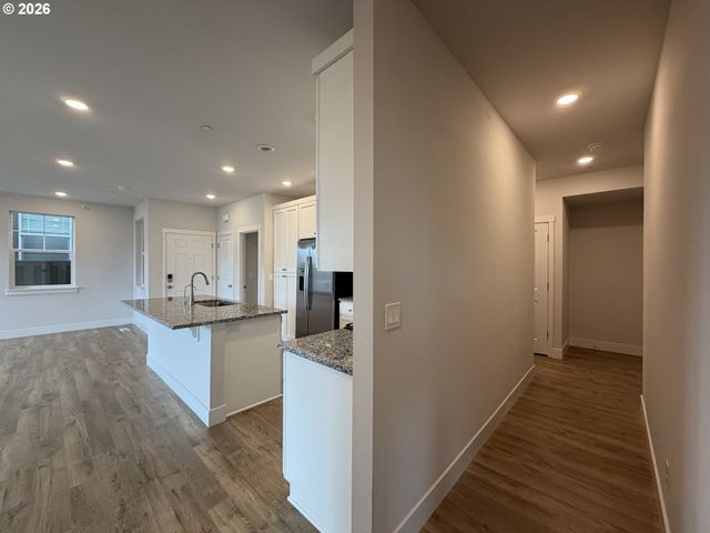 18404 Sw SUGARLOAF Ln, Beaverton, OR 97007