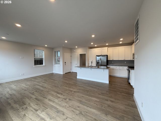 18404 Sw SUGARLOAF Ln, Beaverton, OR 97007