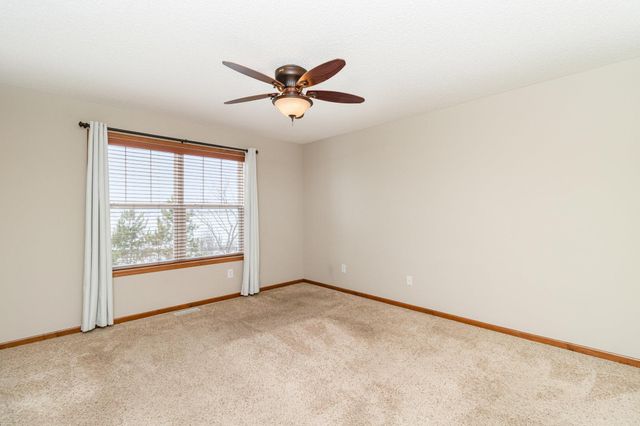 15614 Emerald Drive N 9, Hugo, MN 55038