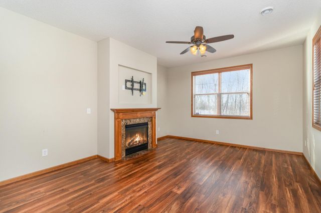 15614 Emerald Drive N 9, Hugo, MN 55038