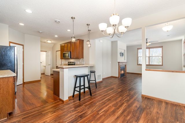 15614 Emerald Drive N 9, Hugo, MN 55038