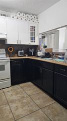 8075 NW 7th St 401, Miami, FL 33126