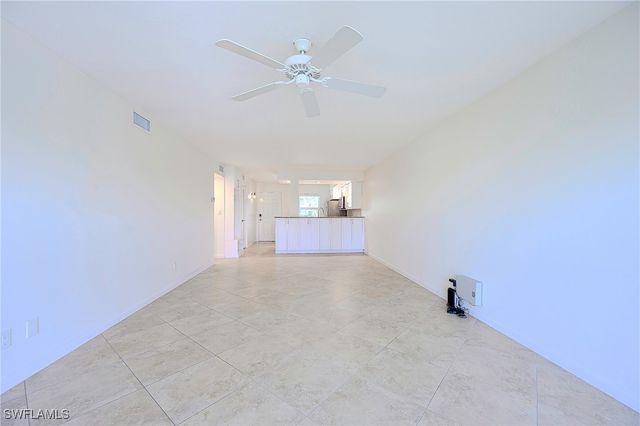 3055 Riviera DR 306, Naples, FL 34103