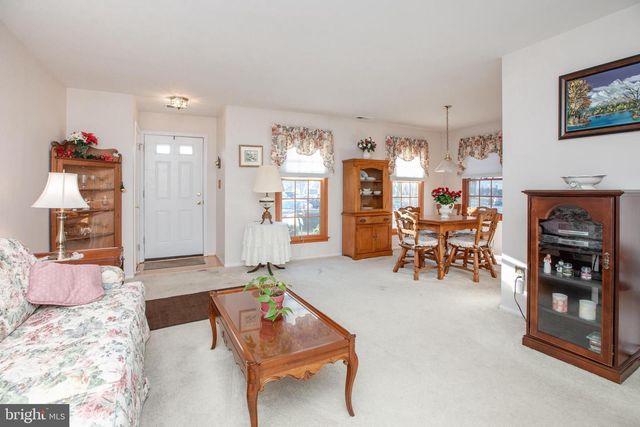 109 WYNDHAM PL, Robbinsville, NJ 08691