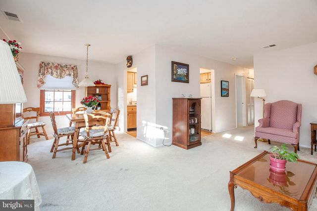 109 WYNDHAM PL, Robbinsville, NJ 08691