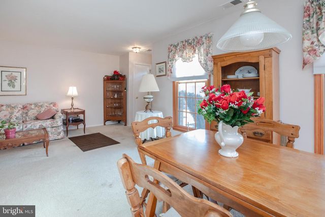 109 WYNDHAM PL, Robbinsville, NJ 08691