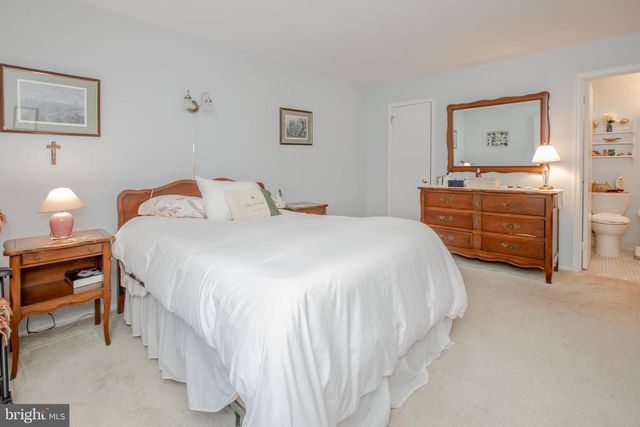 109 WYNDHAM PL, Robbinsville, NJ 08691