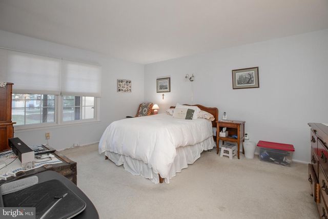 109 WYNDHAM PL, Robbinsville, NJ 08691