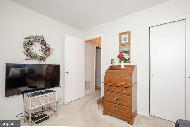 109 WYNDHAM PL, Robbinsville, NJ 08691