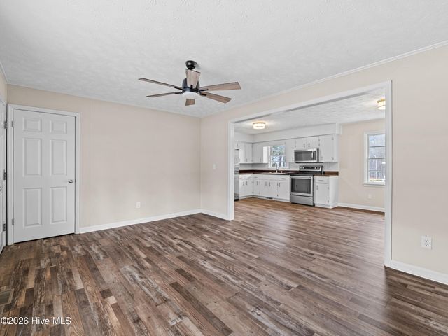 474 Routledge Road, Kenansville, NC 28349