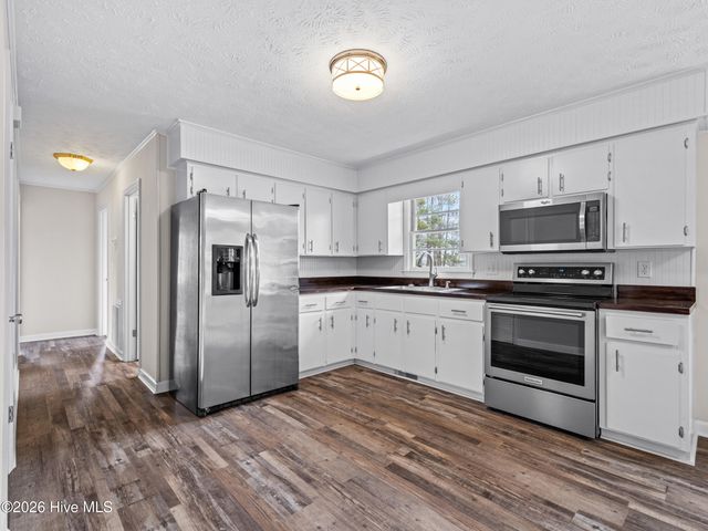 474 Routledge Road, Kenansville, NC 28349