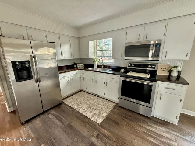 474 Routledge Road, Kenansville, NC 28349