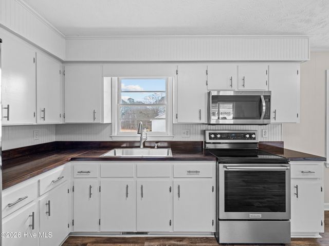 474 Routledge Road, Kenansville, NC 28349