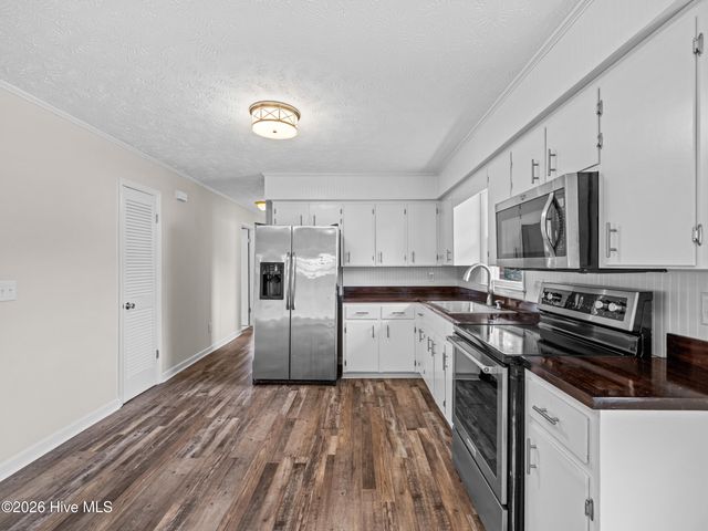 474 Routledge Road, Kenansville, NC 28349