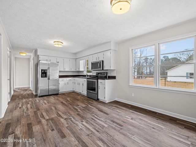 474 Routledge Road, Kenansville, NC 28349