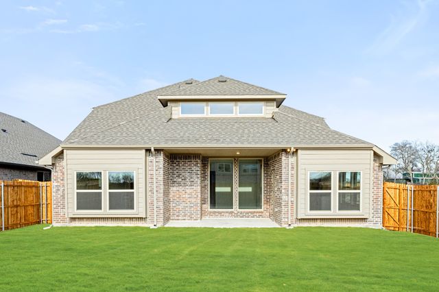 1205 Anderson Drive, Trenton, TX 75490