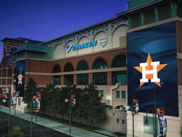 2302 Chew Street, Houston, TX 77020