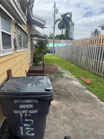 1512 N 23rd Ave, Hollywood, FL 33020