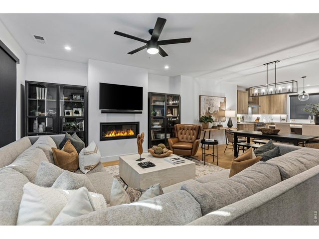 2475 Walnut St, Boulder, CO 80302