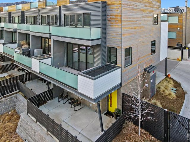 2475 Walnut St, Boulder, CO 80302