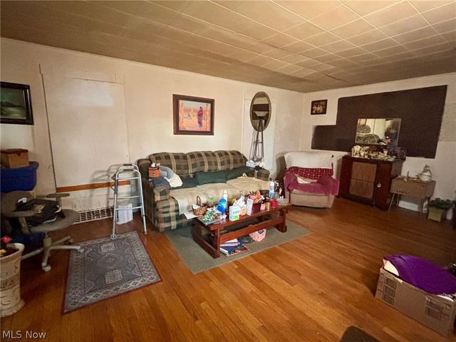 1271 Tallmadge Road, Kent, OH 44240