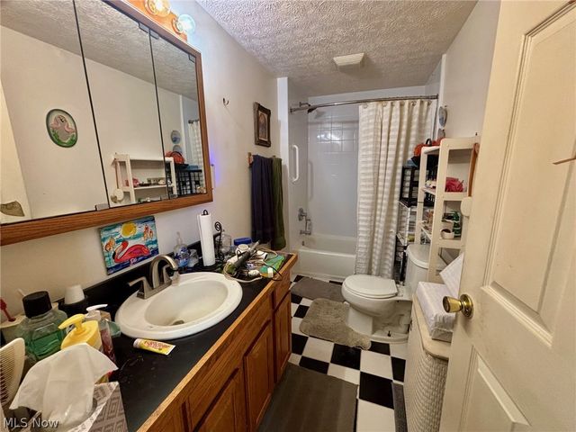 1271 Tallmadge Road, Kent, OH 44240