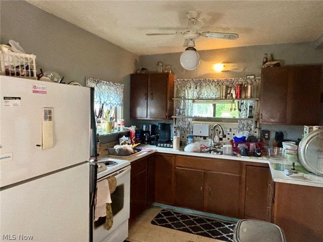 1271 Tallmadge Road, Kent, OH 44240
