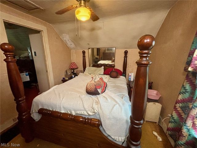 1271 Tallmadge Road, Kent, OH 44240