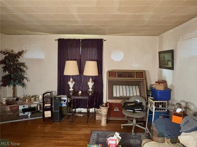 1271 Tallmadge Road, Kent, OH 44240