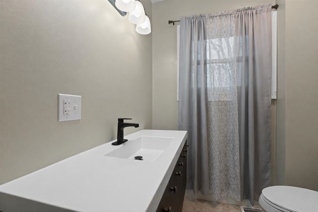 734 S Winter Street, Adrian, MI 49221