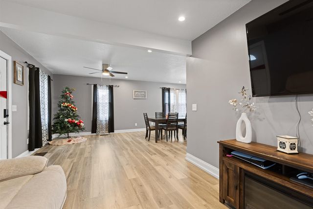 734 S Winter Street, Adrian, MI 49221