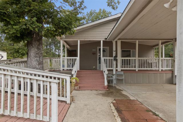380 Antigua Drive, Point Blank, TX 77364