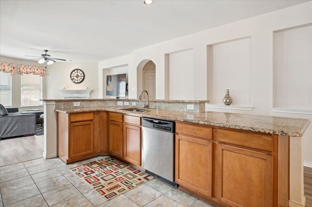 608 Bonham Drive, Lavon, TX 75166