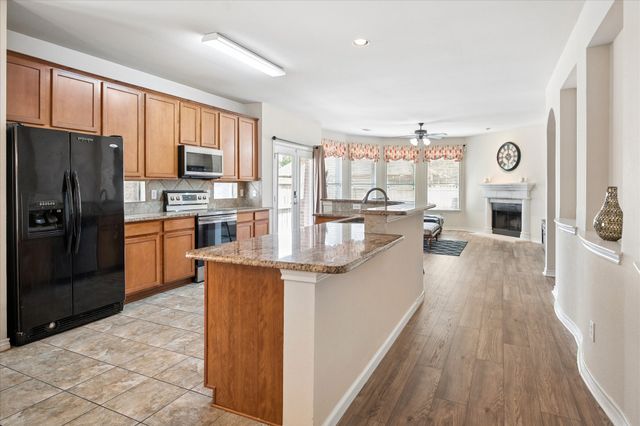 608 Bonham Drive, Lavon, TX 75166