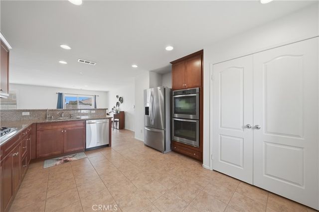 3439 Joshua Tree Court, Perris, CA 92570