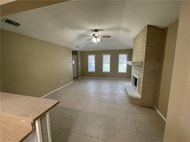 5322 Inverness Dr, Corpus Christi, TX 78413