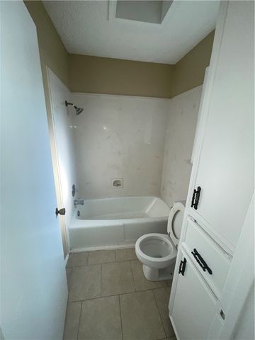 5322 Inverness Dr, Corpus Christi, TX 78413