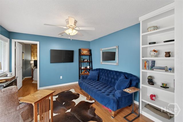 2305 Lorraine Drive, Savannah, GA 31404