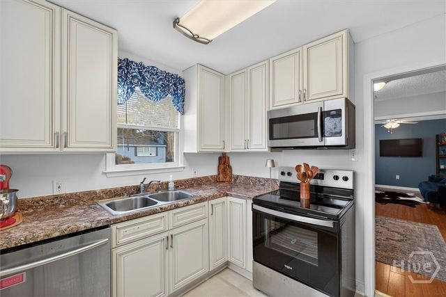 2305 Lorraine Drive, Savannah, GA 31404