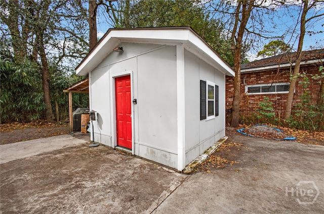 2305 Lorraine Drive, Savannah, GA 31404