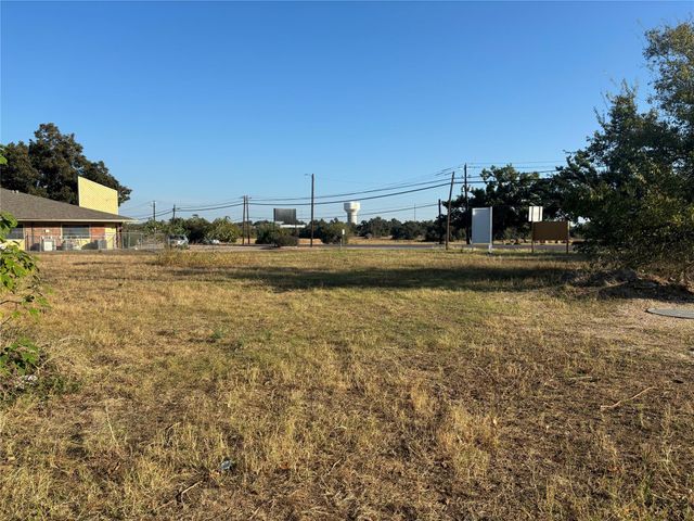 101 Thompson ST, Cedar Park, TX 78613