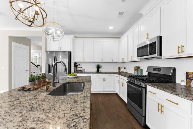 232 Summers Drive, Summerville, SC 29485