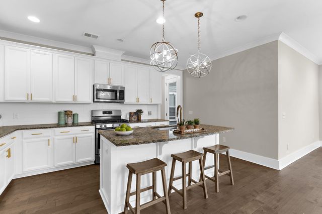 232 Summers Drive, Summerville, SC 29485